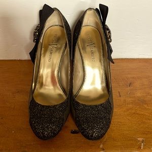 Let’s talk embellishment! Gorgeous Vince Camuto, pumps with lace appliqué & more